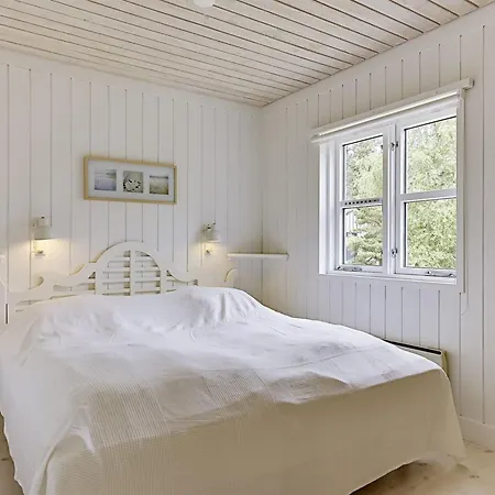 Feriehus Iolani - 250m From The Sea By Interhome